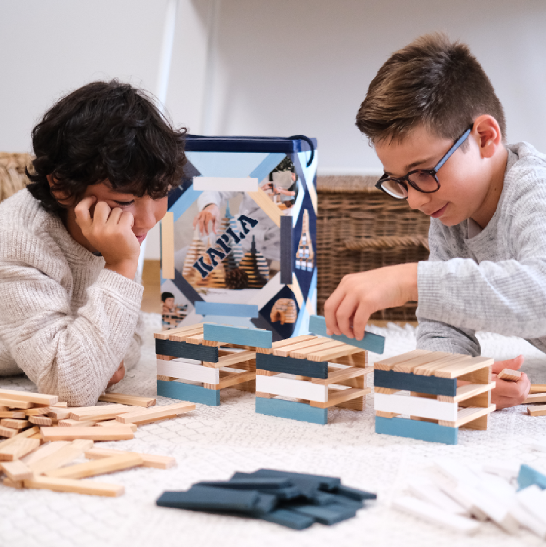KAPLA Winter box : 200 Planks in 4 colours